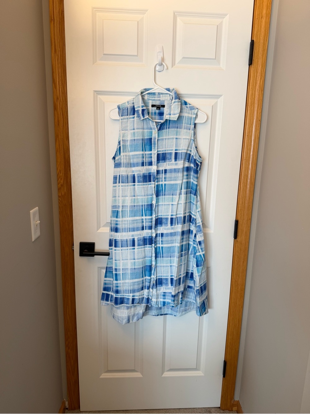 CHARLIE B Light and Navy Blue Plaid Sleeveless Shirt Dress